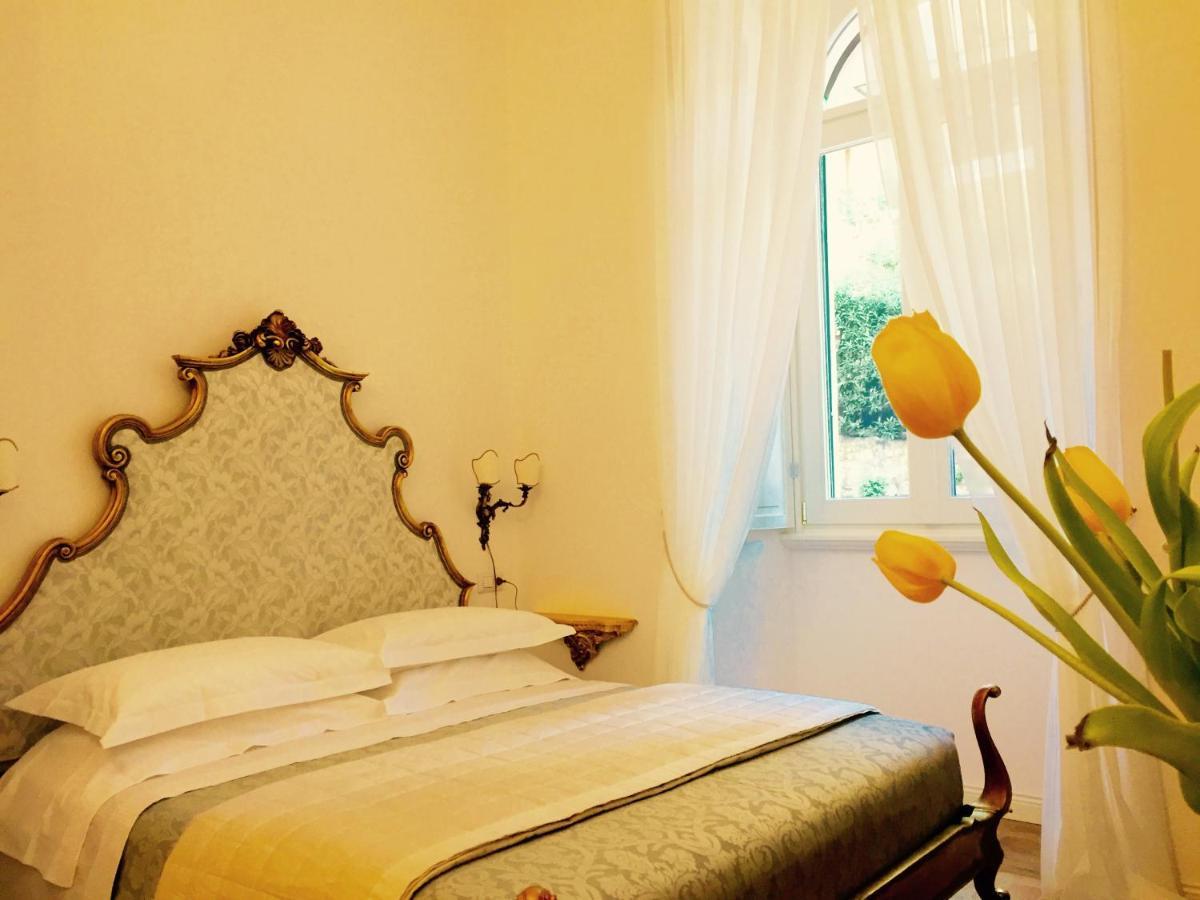La Belle Coquette Bed & Breakfast Como Exterior photo
