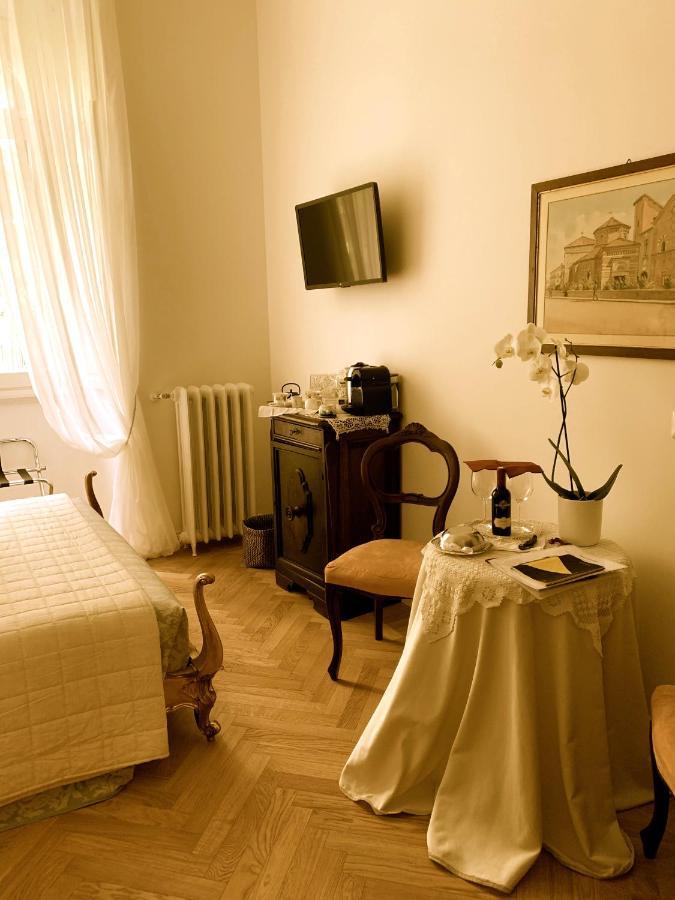 La Belle Coquette Bed & Breakfast Como Exterior photo